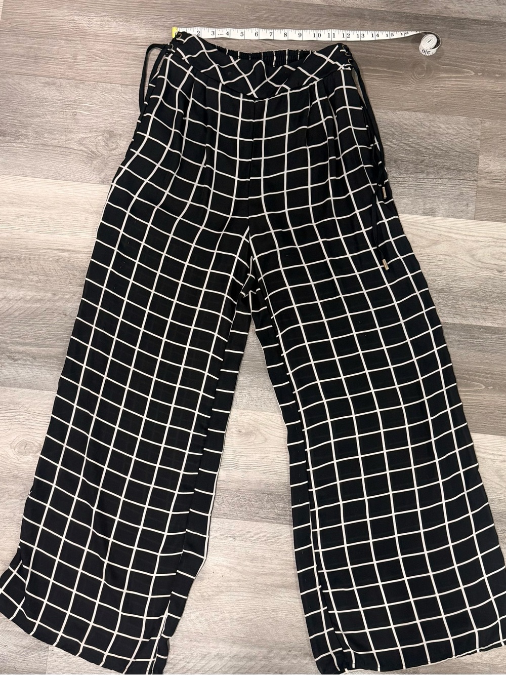 Papaya Black Wide-Leg Grid Drawstring Pants